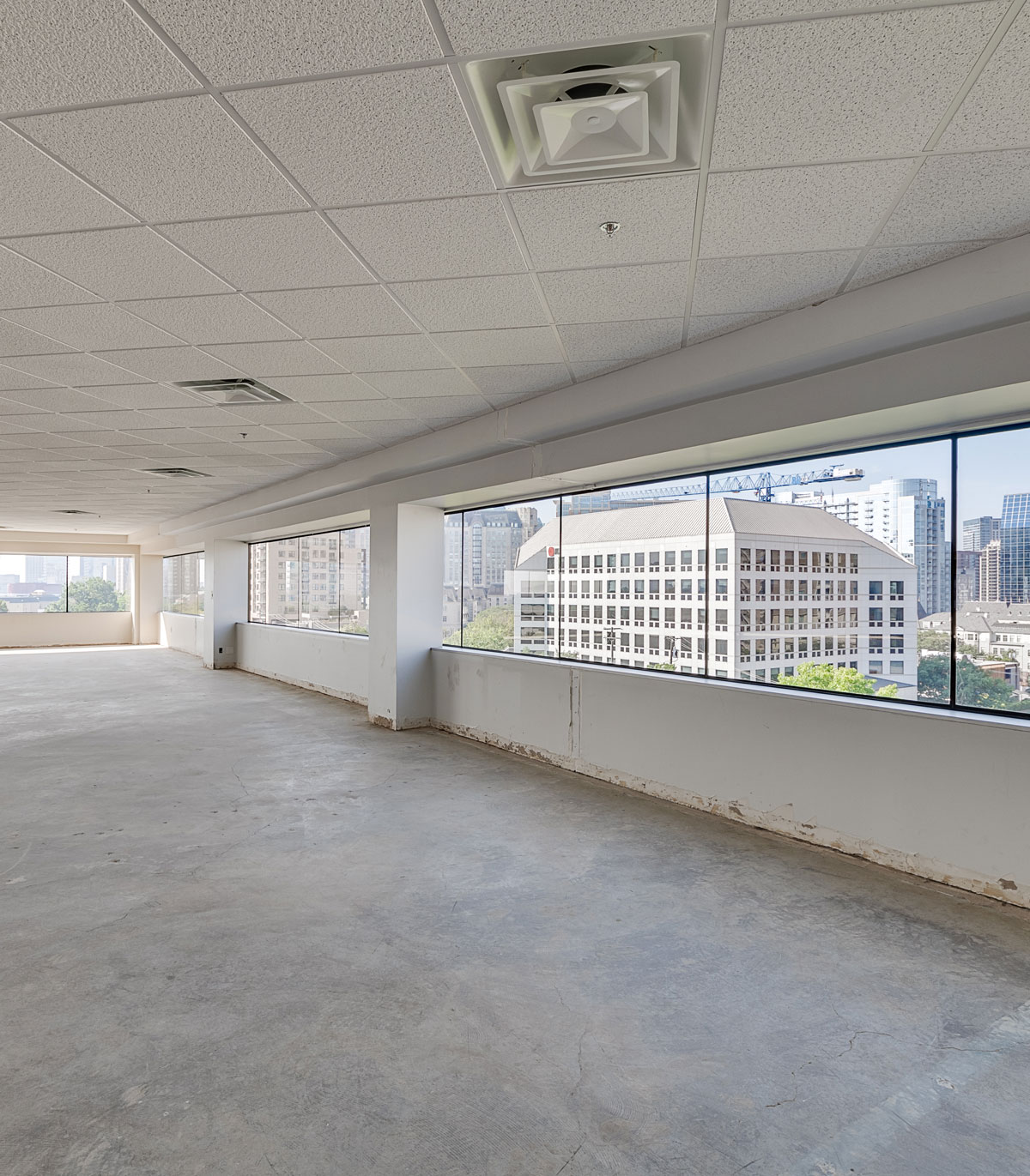 2501 Cedar Springs Rd, Dallas, TX interior photo of building