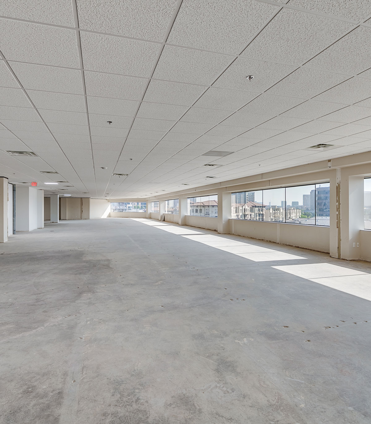 2501 Cedar Springs Rd, Dallas, TX interior photo of building